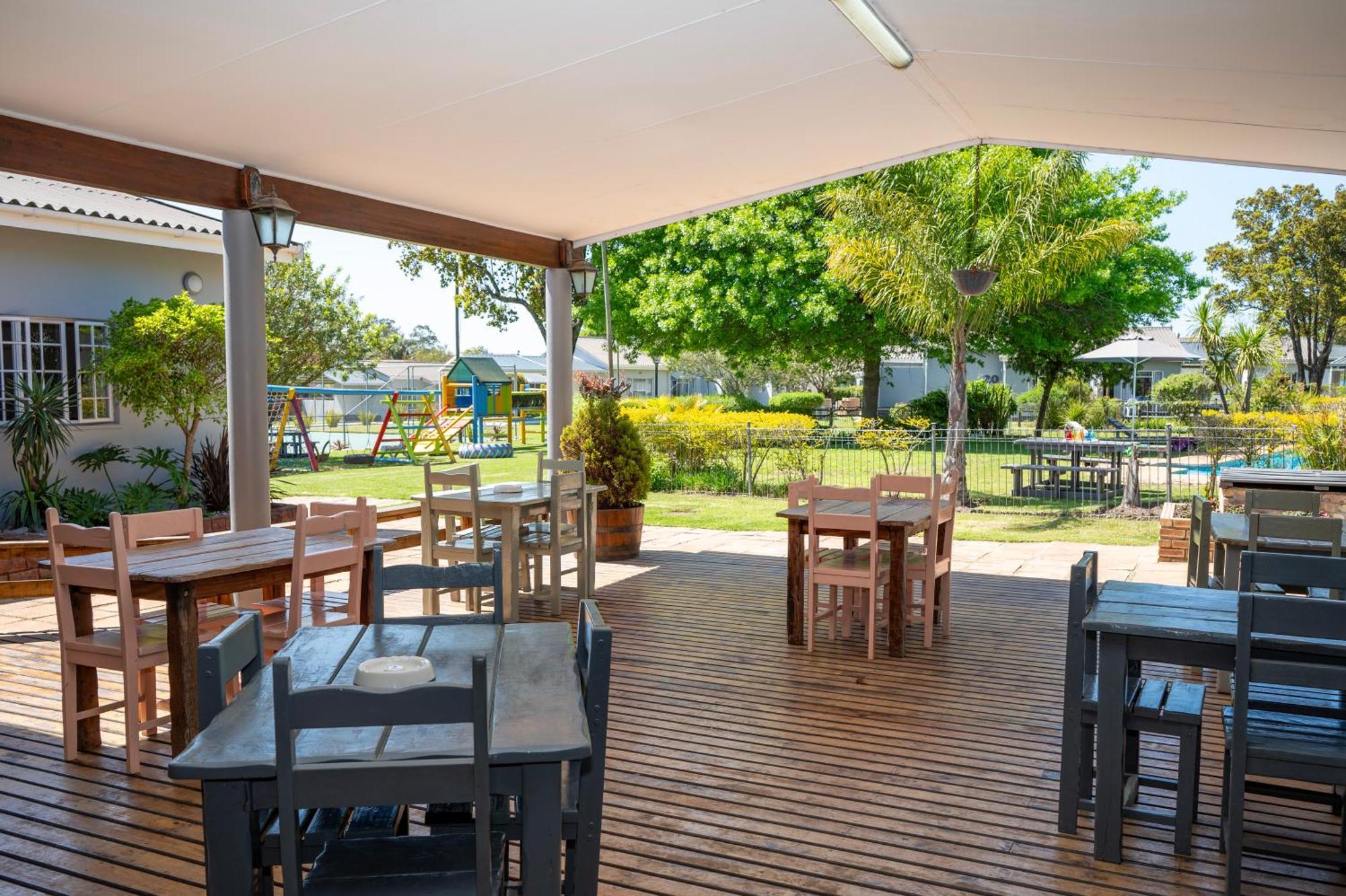 Pine Lodge ג'ורג' מראה חיצוני תמונה